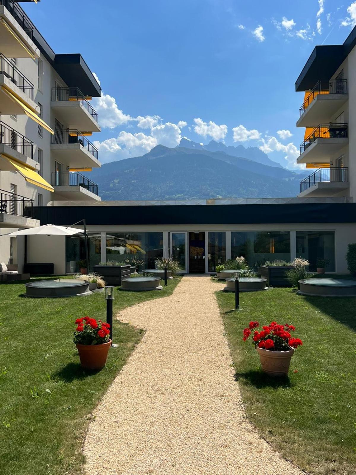 Alp Art Hotel Monthey Collombey-Muraz 외부 사진
